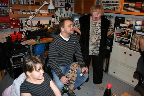 Maria-Louise, Tom Duke-box og Gitte i studie 2008