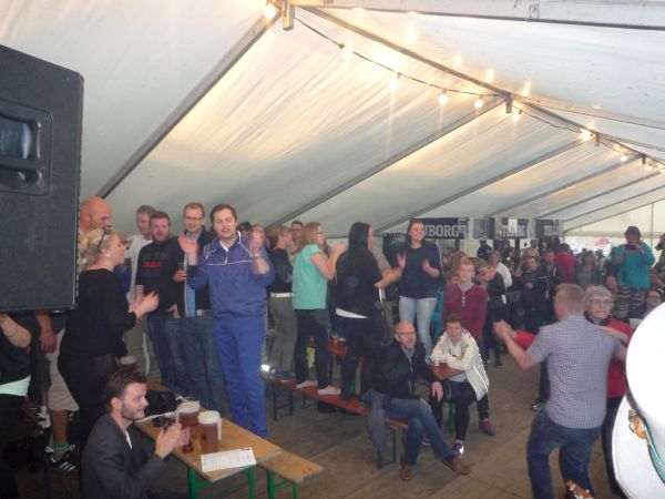 D&oslash;llefjelde-Musse Marked Publikum 2 - 2014