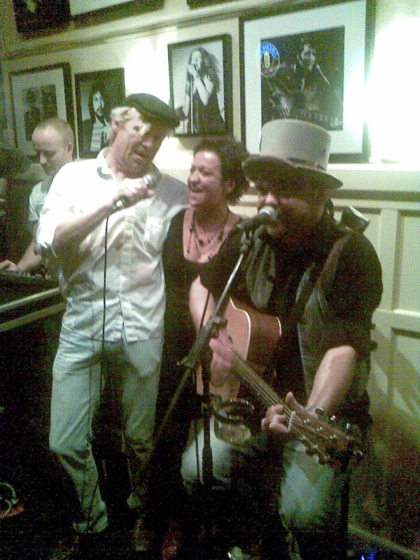 Afslutning i Trykbar 2008 med Kasper lydmand, Lune Carlsen, Tina Jensen og Tom Duke-box